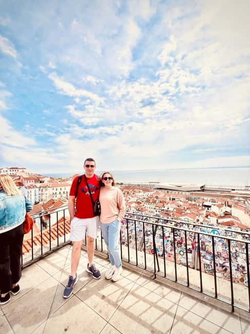 Lisbon: LISBON STORY TOUR BY TUK TUK - Key highlights you’ll feel during the ride