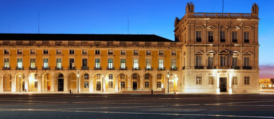 Lisbon: Luxury Fado Tour with Dinner included - Who This Lisbon Luxury Fado Tour Fits Best