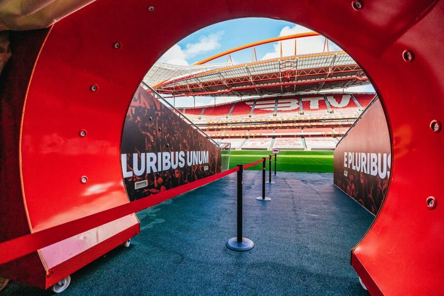 Lisbon: Luz Stadium Tour & SL Benfica Museum Ticket w/Scarf - Visitors Locker Room and Press Conference Room: The Match-Day Theater