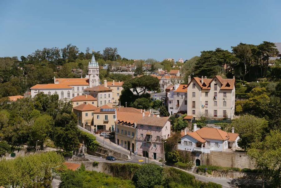 Lisbon: MiniBus Sintra, Pena, Regaleira, Cap Roca Tour - What you should know before you go (no surprises)