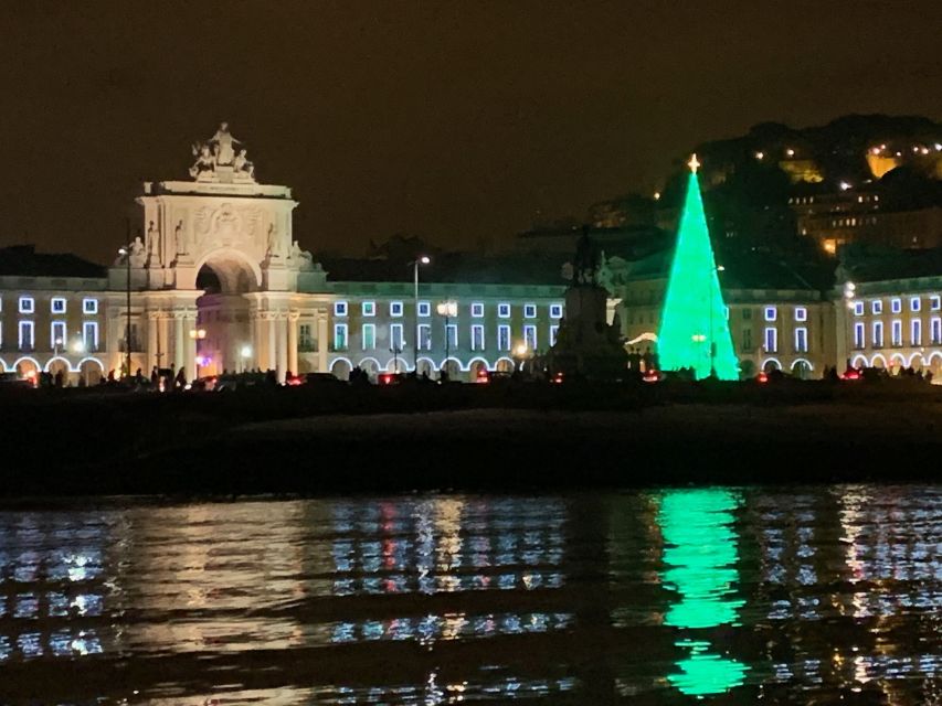 Lisbon: New Year's Eve Fireworks Sail Boat Tour - Small group, warm service, and a crew that actually helps