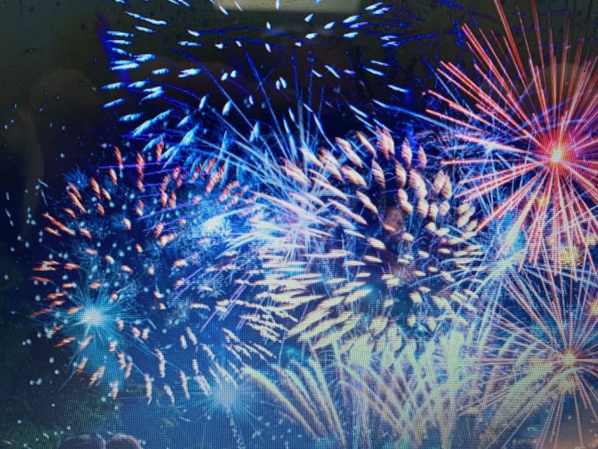 Lisbon: New Year's Eve Fireworks Sail Boat Tour - Price and value: is $335 per person reasonable?
