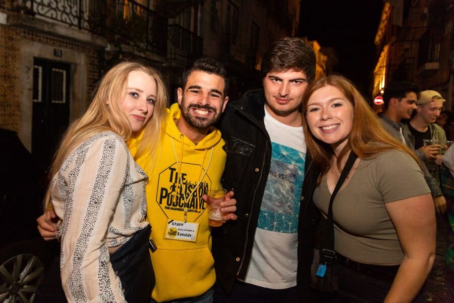 Lisbon Non-Alcoholic Pubcrawl: Soft drinks & Mocktails - Your 5-hour route through Lisbon nightlife zones
