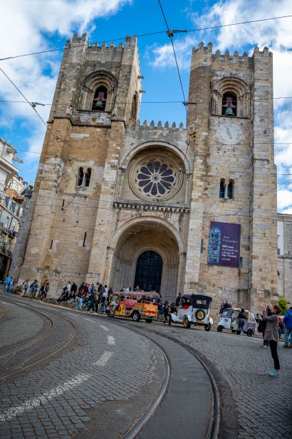 Lisbon: Old Town City Tour by Private Tuktuk - Timing, photos, and how to avoid feeling rushed