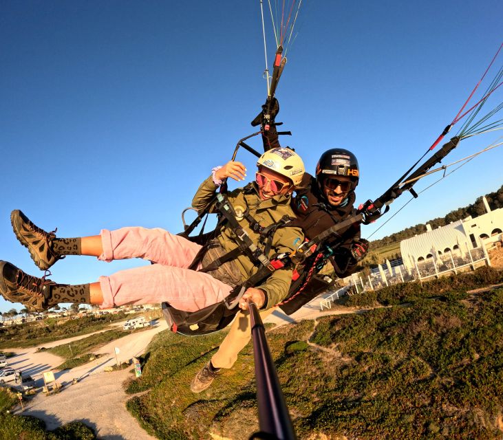 Lisbon: Paragliding Tandem Flight - The 30-minute flight rhythm: briefing, lift-off, and what you feel in the air
