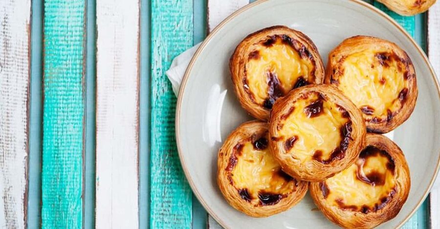 Lisbon: Pasteis de Nata Baking Class - While the tarts bake: drinks and a short history lesson