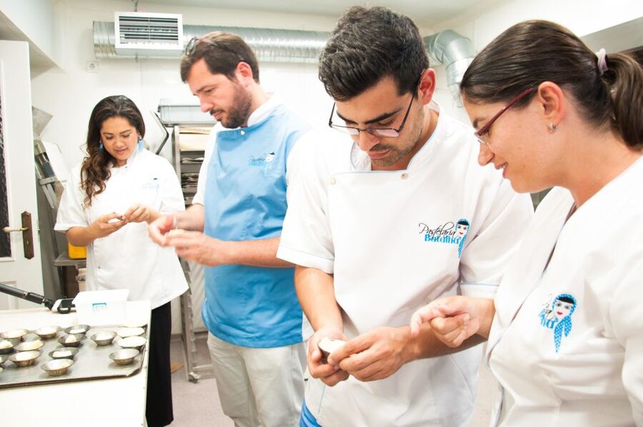 Lisbon: Pastel de Nata Masterclass at a Real Bakery - Who teaches it: professional pastry chefs and the vibe in the room