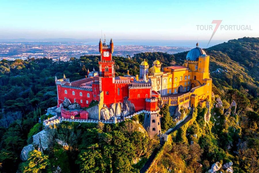 Lisbon: Pena Palace, Moorish Castle, Qta. Regaleira & Sintra - Pena Palace gardens and the 11:00 AM timing you should respect