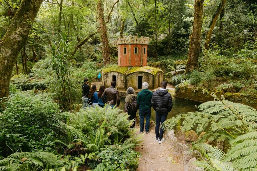 Lisbon: Pena Palace, Sintra, Cabo da Roca, & Cascais Daytrip - Pena Palace Timing and What You Really Get: Gardens First, Optional Transfer