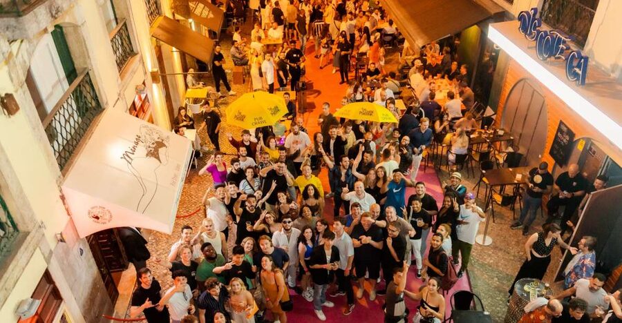 Lisbon PinkStreet Pubcrawl: 1hOpen Bar, Shots,VIP Club Entry - Key highlights to know before you go