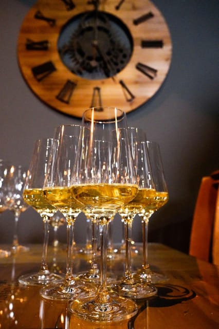 Lisbon: Premium Wine and Tapas Tasting Session - Key Points You Should Know Before You Go