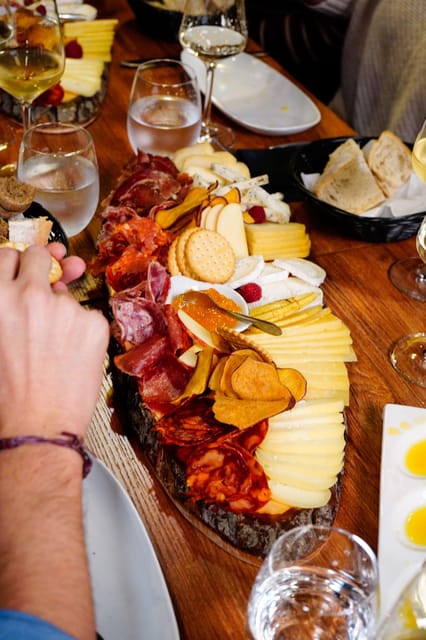 Lisbon: Premium Wine and Tapas Tasting Session - Price and Value: Does $100 Make Sense in Lisbon?