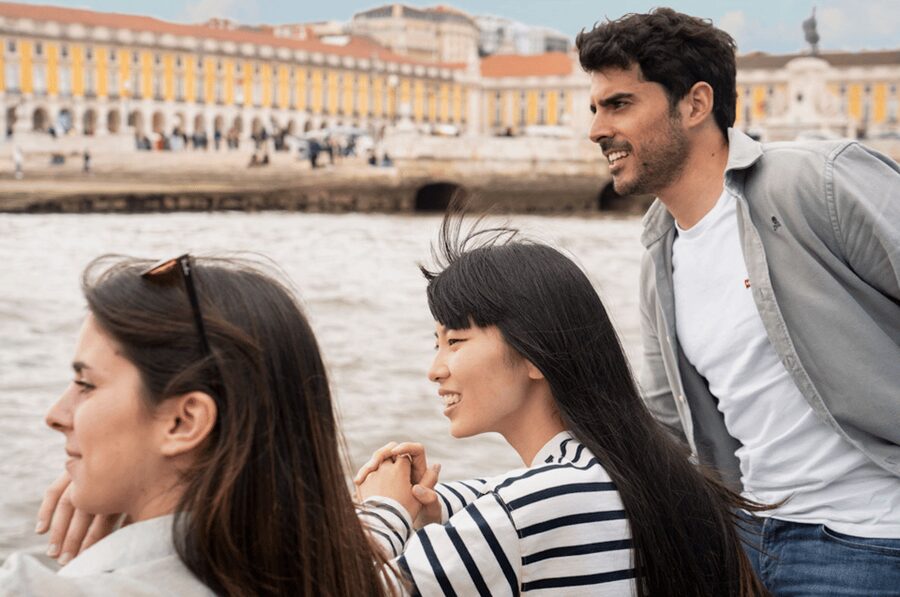 Lisbon: Private Boat Trip, Guided Walking Tour, Bike & Tram - Why This Combo Works So Well in 5 Hours