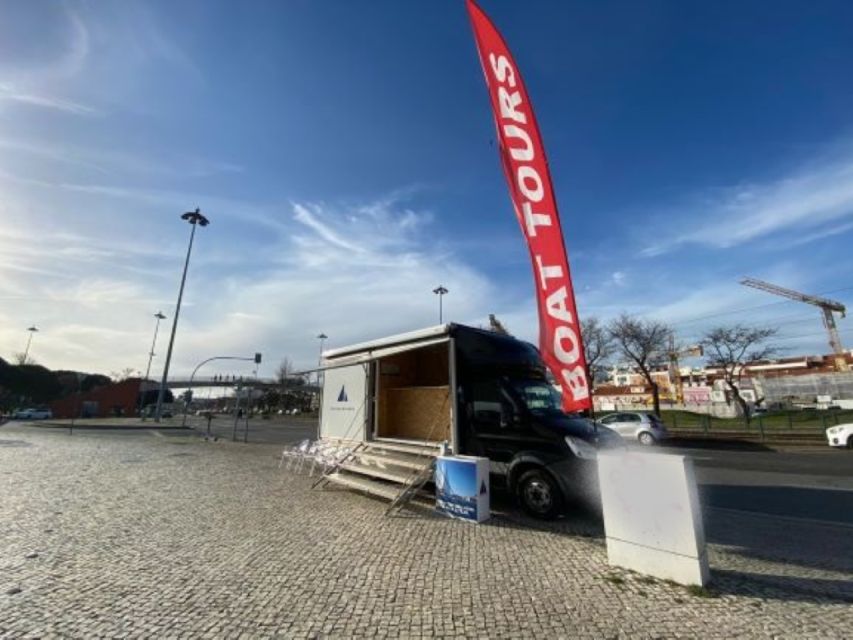 Lisbon: Private Catamaran Charter for up to 18-People - Entering the Belem marina at Doca Bom Sucesso, then getting settled fast