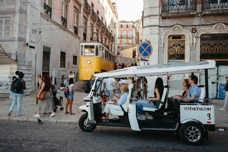 Lisbon: Private Christmas Lights Tour by Eco Tuk Tuk - Bairro Alto and the viewpoint moment at San Pedro de Alcântara