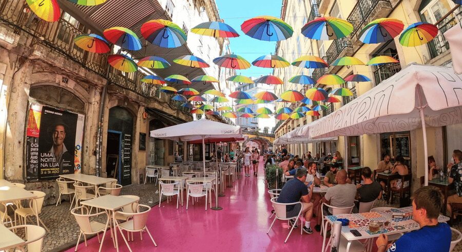 Lisbon: Private City Tour by Tuk-Tuk - Why a private electric tuk-tuk fits Lisbon so well