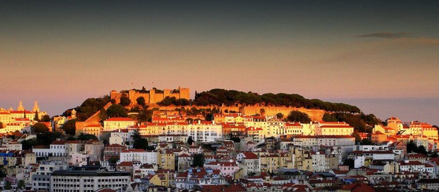 Lisbon: Private Full Day City Tour - Lisbon Cathedral and the 1755 Rebuild Context