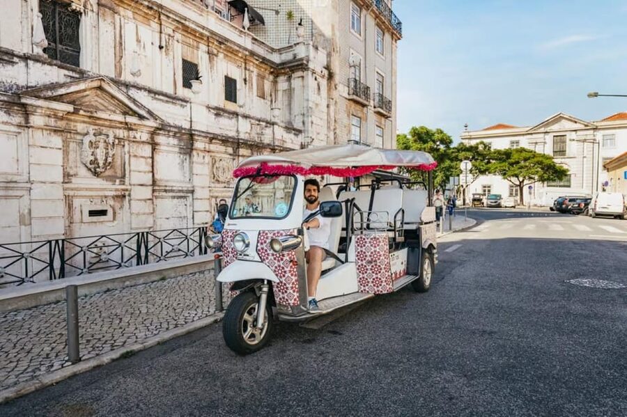 Lisbon: Private Guided Tuk-Tuk Tour with Hotel Pickup - São Pedro de Alcântara and Estrela Basilica: viewpoints plus a standout church stop
