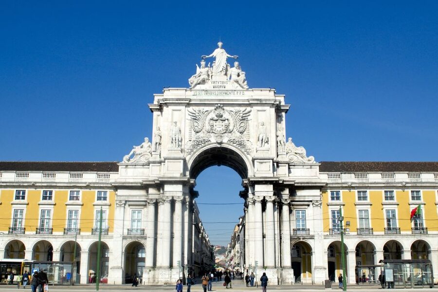 Lisbon: Private Half-Day Tour with Hotel Pickup - Baixa de Lisboa, Rossio Square, and Avenida da Liberdade: city-center highlights without the stress