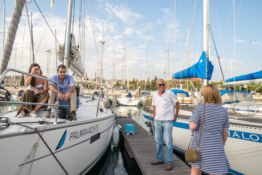 Lisbon: Private Sunset Cruise on the Tagus River with Drink - The first sail segment: leaving Belém and sliding under 25 de Abril Bridge
