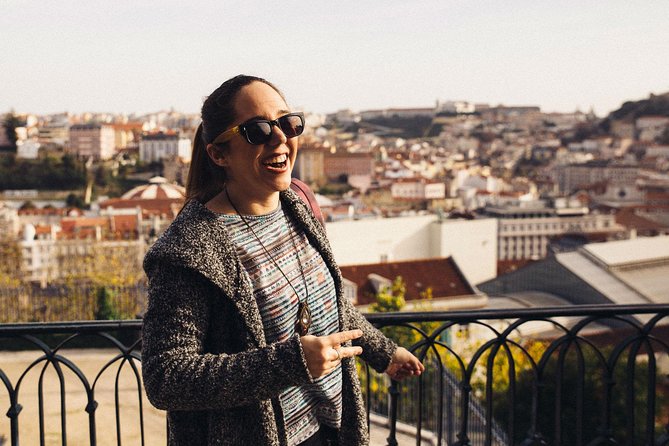 Lisbon PRIVATE TOUR: Highlights & Hidden Gems - Start at Rua de São Pedro de Alcântara for the view, then the city story