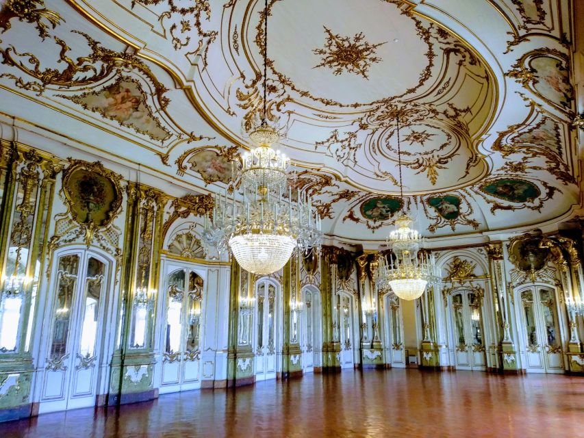 Lisbon: Private Tour Sintra, Cabo da Roca and Cascais - Lunch Break and Periquita Pastry Stop for a Real Sintra Moment