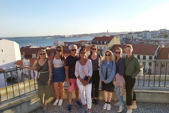 Lisbon Private Tour - The best introduction to the city - Starting at Praça do Comércio: Your “Map in Human Form”