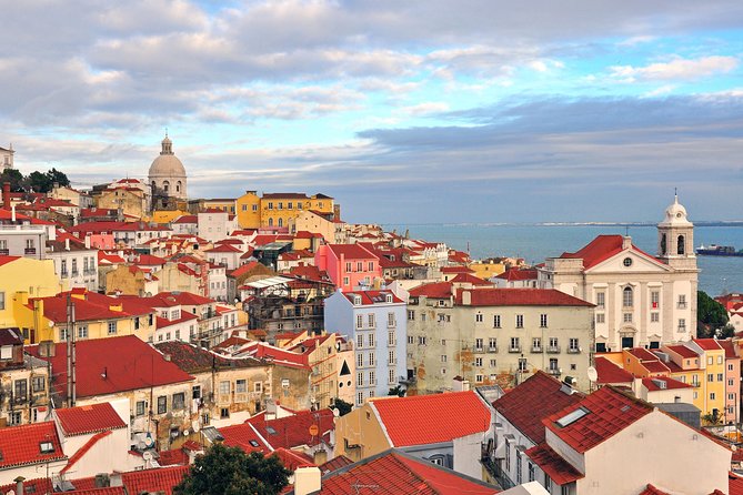 Lisbon Private Tuk Tuk Tour and Hotel Pickup: 2, 3, or 4 Hours - Miradouros you’ll remember: Portas do Sol and Senhora do Monte