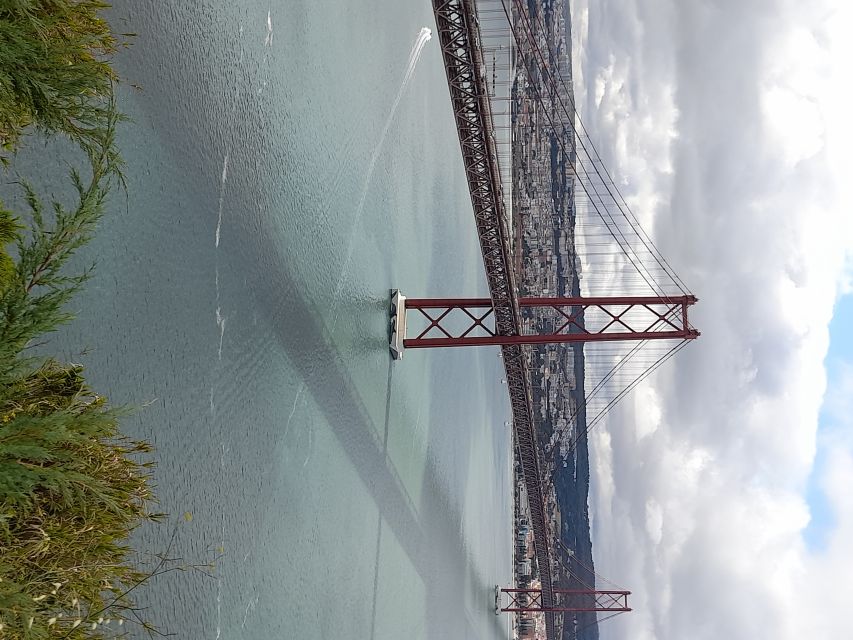 Lisbon: Private Tuk Tuk Tour Christ the King & Abril Bridge - 25 de Abril Bridge: the Golden Gate look and the best photo time