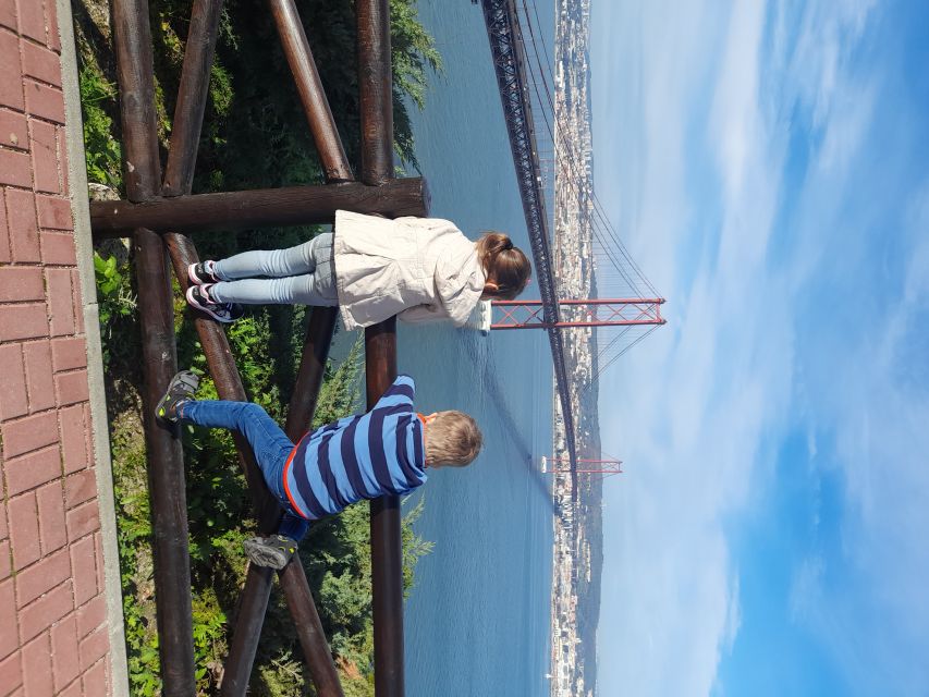 Lisbon: Private Tuk Tuk Tour Christ the King & Abril Bridge - Crossing back and getting dropped near your start point