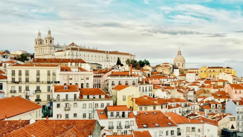 Lisbon: Private Tuktuk Tour with History & Music - Timing on the Day: Photo Stops Add Up Fast