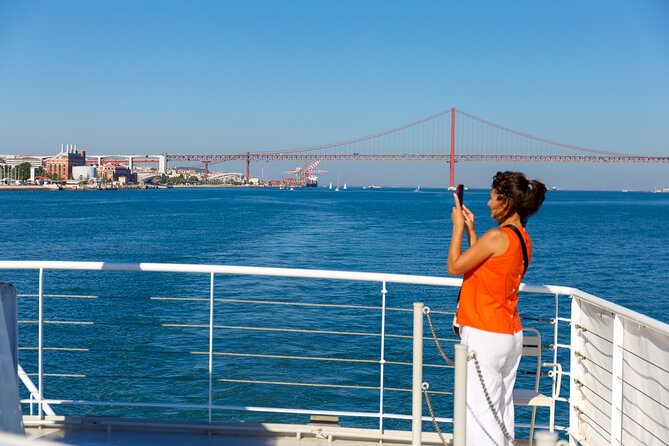 Lisbon River Boat Sightseeing Tour with a Drink - The Belém explorer zone, Monument, Tower, and the estuary vibe