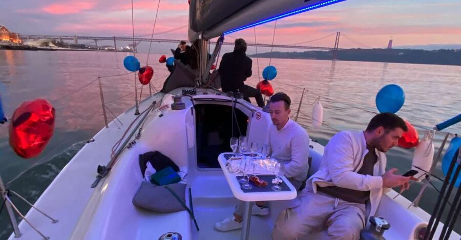 Lisbon: Sailboat Tour w/ Local Guide and Open Bar Green Wine - Key Things I’d Prioritize on This Lisbon Sail