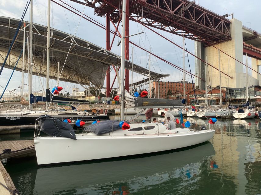 Lisbon: Sailboat Tour w/ Local Guide and Open Bar Green Wine - Local Guides Who Actually Make Landmarks Make Sense
