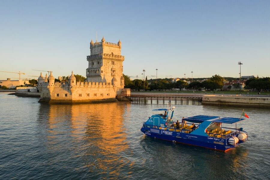 Lisbon: Sightseeing Boat Tour with Hop-On Hop-Off Option - Comfort and practical details you’ll care about