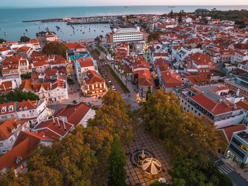 Lisbon: Sintra, Pena Palace, Cabo da Roca, & Cascais Tour - Cabo da Roca: The Western Edge With Wind and Big Views