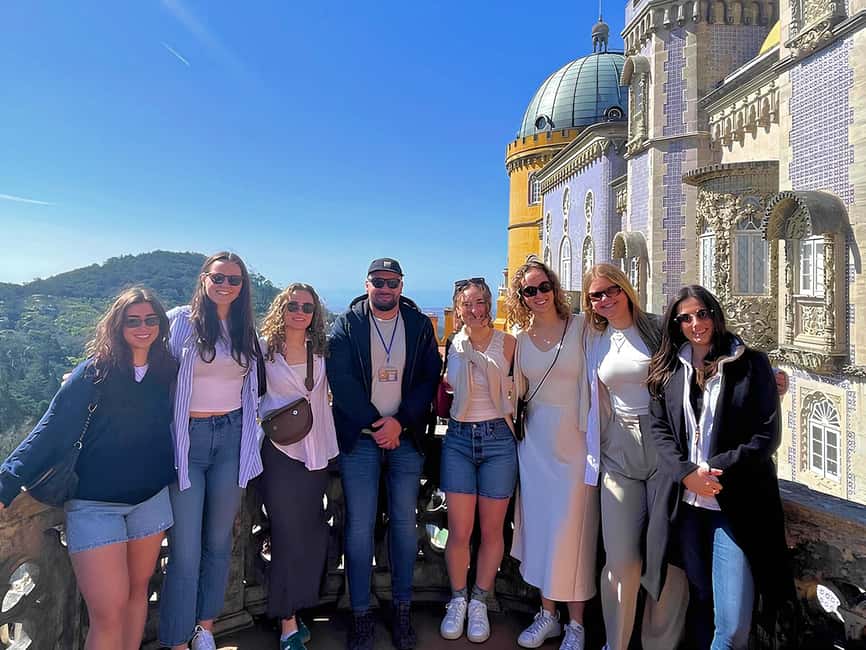 Lisbon: Sintra, Pena Palace, Cabo da Roca, & Cascais Tour - Van Comfort, Timing, and What to Pack for This 9-Hour Plan
