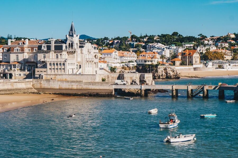 Lisbon: Sintra, Pena Palace, Cabo Roca Coast & Cascais Tour - Timing, Groups, and Why the Guide Matters More Than You Think