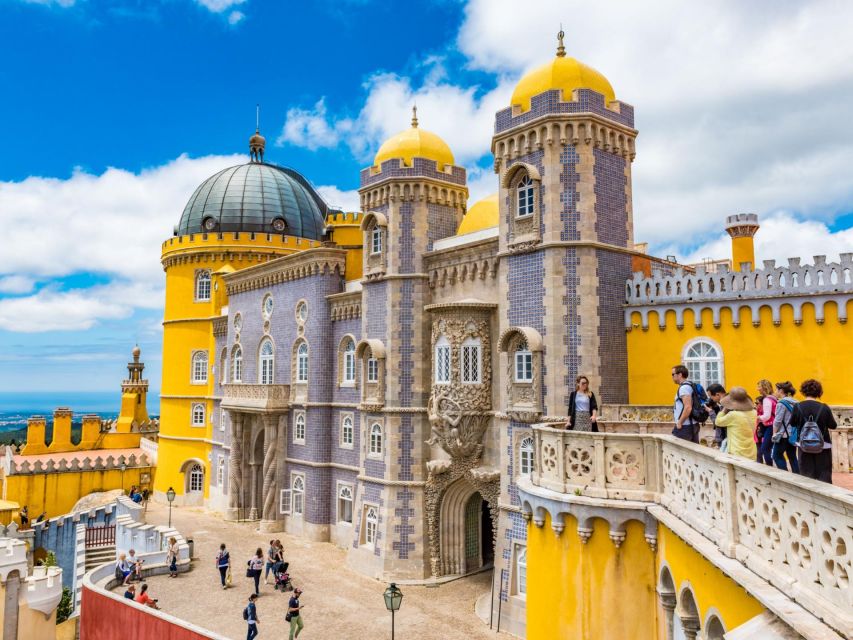 Lisbon: Sintra, Pena Palace, Cabo Roca Coast & Cascais Tour - Estoril Glance on the Way Back: A Luxury Pass-Through