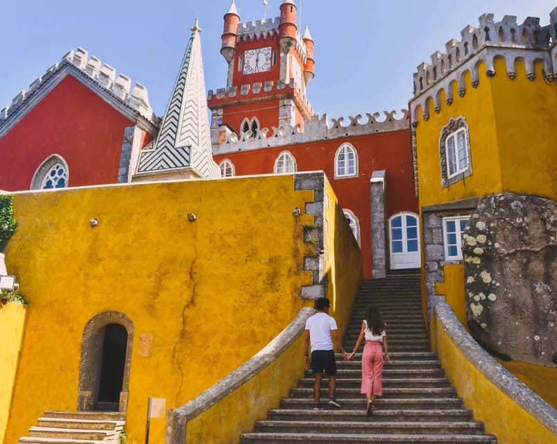 Lisbon: Sintra, Pena Palace & Cascais Guided Tour - Pickup points, morning start times, and how to spot your group
