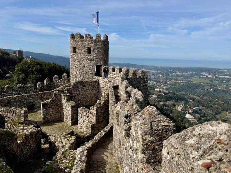 Lisbon: Sintra, Pena Palace, Moorish Castle & Regaleira Tour - Monserrate Palace and quick viewpoint passing stops