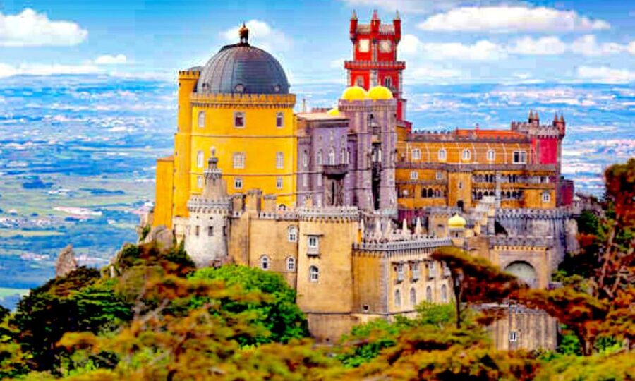 Lisbon: Sintra, Pena Palace, Quinta Regaleira, Cascais Tour - Sintra Palace: quick views instead of a full second visit