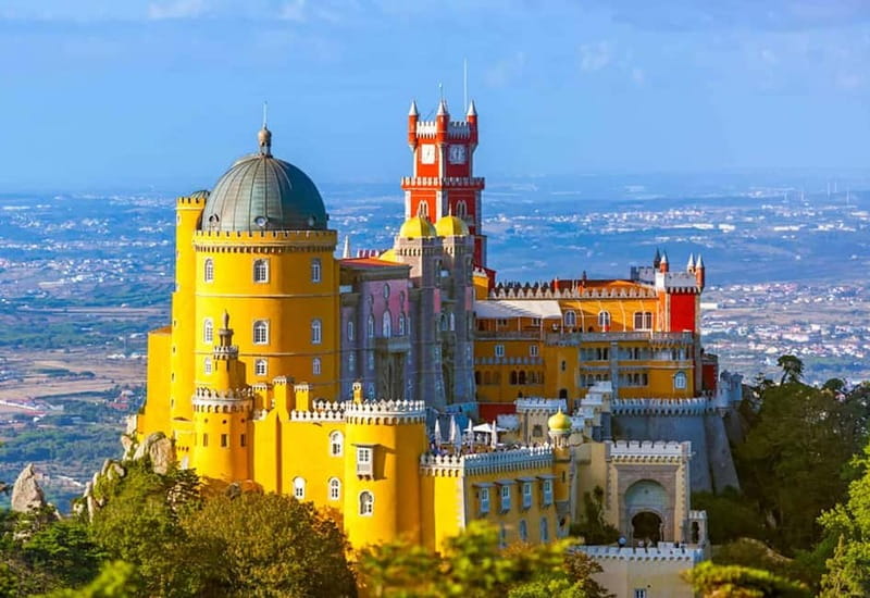Lisbon: Sintra, Pena Palace, Regaleira & Monserrate Day Trip - Getting There and Back: The Day-Trip Timing That Works