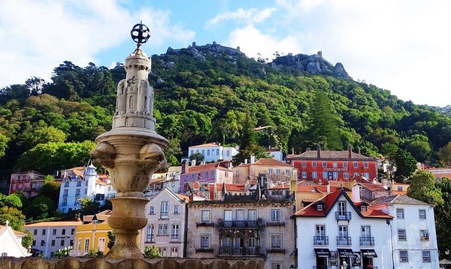 Lisbon: Sintra, Quinta da Regaleira, Cabo da Roca & Cascais - Sintra Old Town Break: Lawrence’s Hotel and National Palace Views