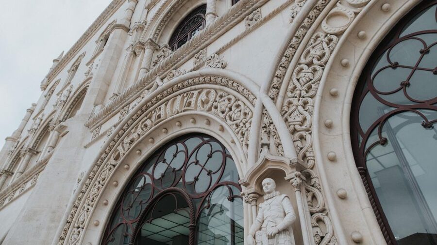 Lisbon: Sintra, Regaleira with ticket guided tour by train - Key Things You’ll Like About This Tour