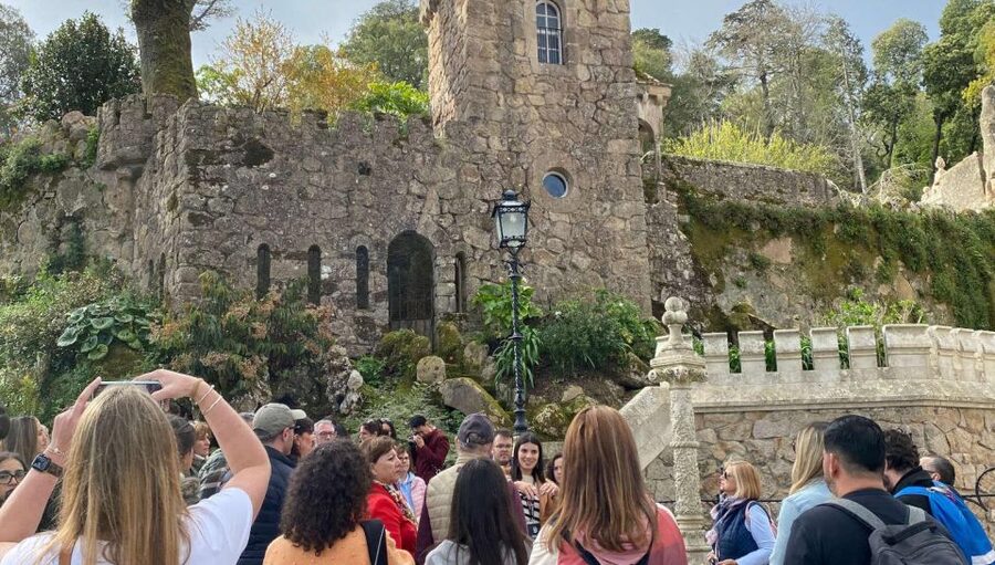Lisbon: Sintra, Regaleira with ticket guided tour by train - Should You Book This Sintra and Regaleira Train Tour?