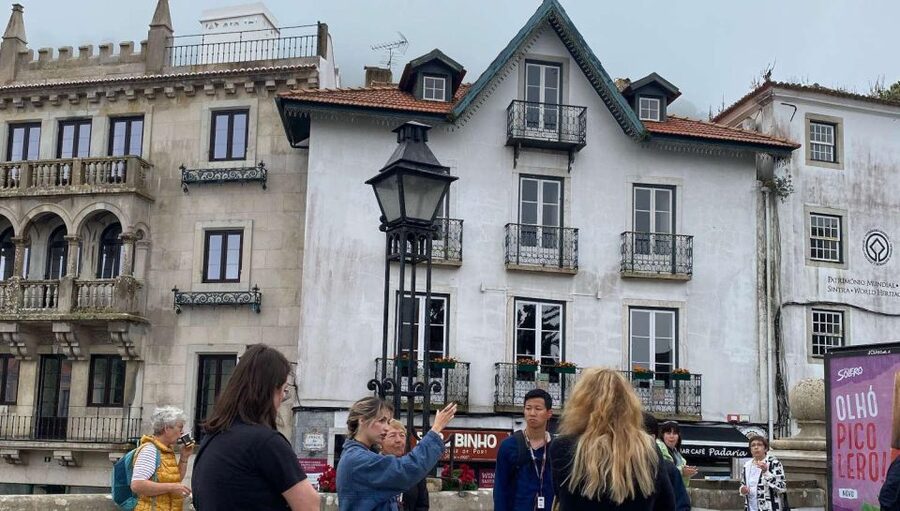 Lisbon: Sintra, Regaleira with ticket guided tour by train - A Small-Group Sintra Day from Lisbon’s Rossio