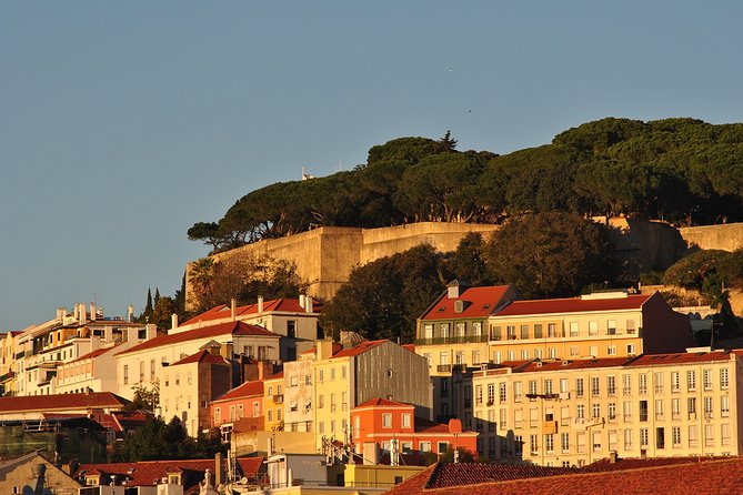 Lisbon Small Group 2h Sunset Sailing- Live Commentary & a Drink - Your Skipper and the Style of Live Commentary