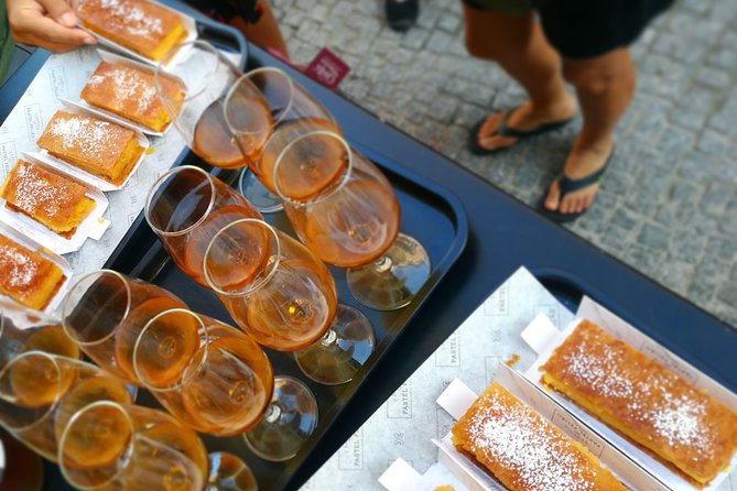 Lisbon Small-Group Food Tour with 18 Tastings in Alfama District - Alfama on Foot, Food in Hand: What You Get in 3.5 Hours