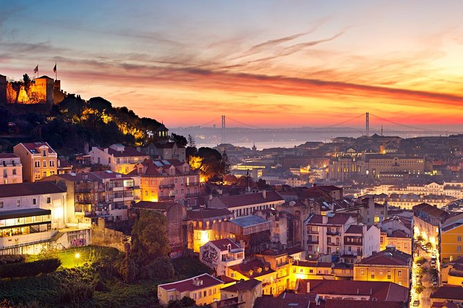 Lisbon Small-Group Sightseeing City Tour with Transportation - Rossio to Sé Cathedral, Learning Medieval Lisbon Without the Guesswork